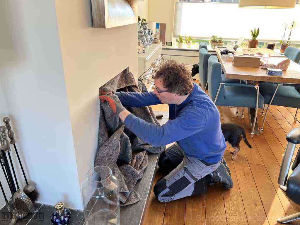 Schouwveger Lelystad kleed schoorsteenreiniger Schouwveger Lelystad kleed schoorsteenreiniger